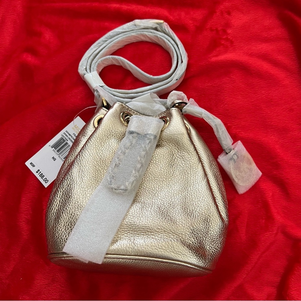 NWT Michael Michael Kors Frankie Drawstring Crossbody Bag in Pale Gold - Picture 5 of 7